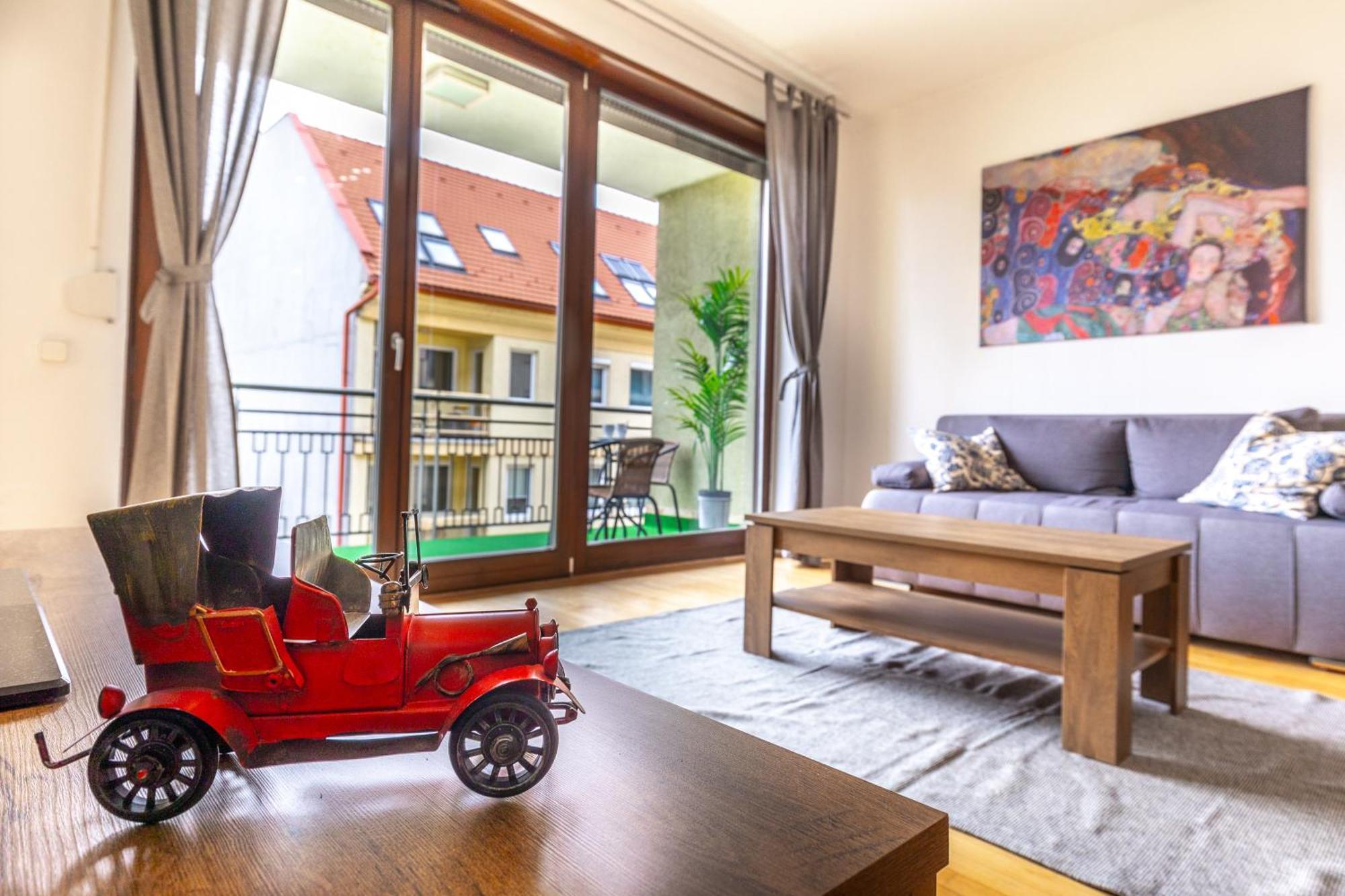 Kazinczy 52 B Apartment بودابست المظهر الخارجي الصورة
